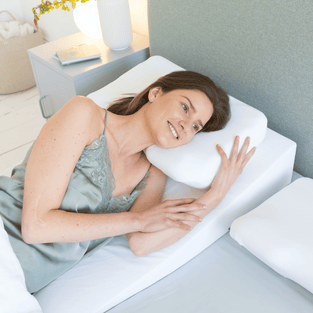 acid reflux pillows and wedges - Triangular bed wedge pillows to naturally reduce acid & silent reflux symptoms during sleep. These pillows let you sleep tilted at an angle for relief from burning sensations.