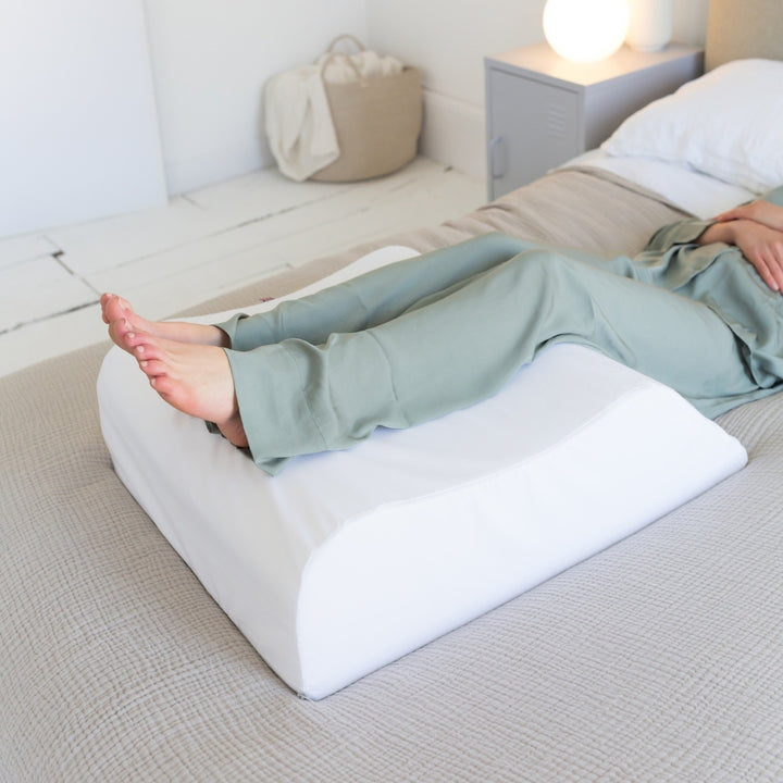 Leg Pillow - Elevation Support Wedge - Putnams
