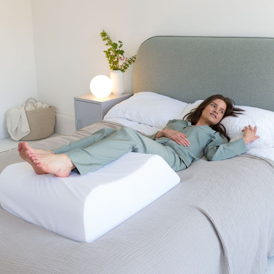 Leg Pillow - Elevation Support Wedge - Putnams