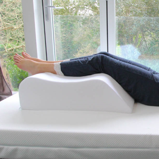 Leg Pillow - Elevation Support Wedge - Putnams